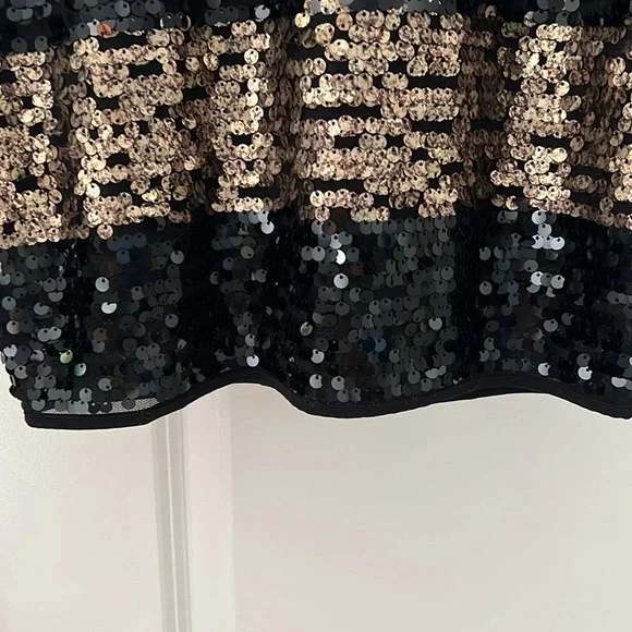 BCBG MaxAzria sequin Dress - Picture 8 of 10